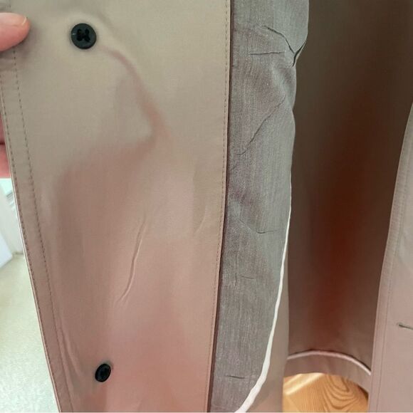 BOSS Hugo Boss Men’s Light Tan Trench Coat 46R - Picture 11 of 14